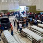 Cientos de familias reciben paquetes de láminas para mejorar sus viviendas en Tamasopo